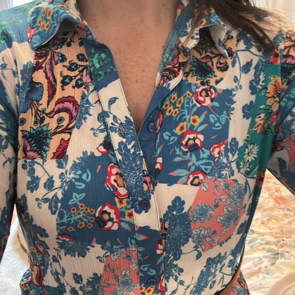 Floral long sleeve dress - Picture 2 of 5